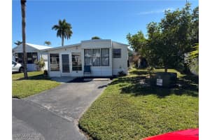 9 Jade Dr 9j, Naples