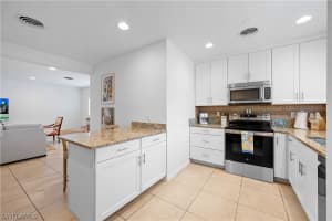 1340 Crayton Road, Naples, FL 34102 - MLS#226005065