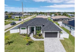 1923 27th Terrace, Cape Coral, FL 33914 - MLS#226005076