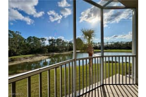 4884 Hampshire Ct 7-104, Naples