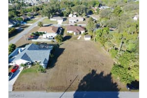 33 Eustis Avenue, Lehigh Acres, FL 33936 Sold 03/03/26