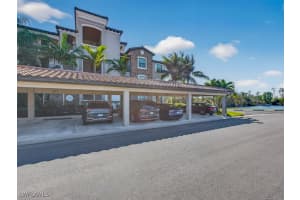 9826 Giaveno Cir 1527, Naples 9826 Giaveno Cir 1527, Naples