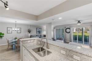 555 Park Shore Drive, Naples, FL 34103 - MLS#226005100