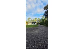 598 2nd Street, Naples, FL 34117 - MLS#226005107