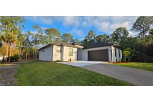 598 2nd Street, Naples, FL 34117 - MLS#226005107