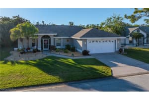 22638 FOREST VIEW Drive, Estero, FL 33928 - MLS#226005112