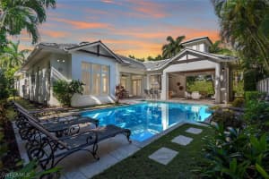 2250 Crayton Road, Naples, FL 34103 - MLS#226005127