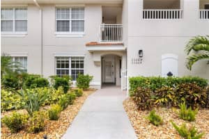 3029 Driftwood Way, Naples, FL 34109 - MLS#226005129