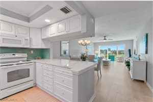 13 High Point Circle, Naples, FL 34103 - MLS#226005131