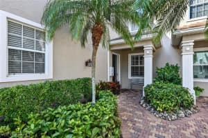 4722 Stratford Court, Naples, FL 34105 - MLS#226005132
