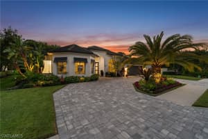 985 Spanish Moss Trl, Naples