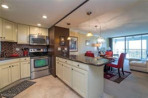 3 Bluebill Avenue, Naples, FL 34108 - MLS#226005165