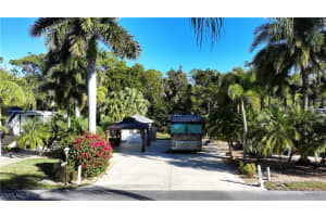 10075 Ramblewood Court, Fort Myers, FL 33905 Sold 03/19/26