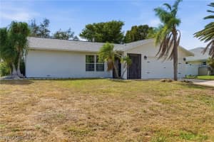 428 33rd Terrace, Cape Coral, FL 33914 - MLS#226005178