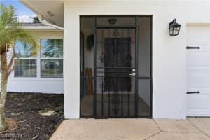 428 33rd Terrace, Cape Coral, FL 33914 - MLS#226005178