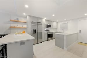 900 8th Avenue, Naples, FL 34102 - MLS#226005185