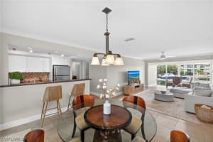 1550 Gulf Shore Blvd N E6 Naples, FL 34102 - Off Market