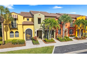 9027 Alturas Ln 3304, Naples