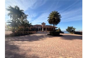 2600 McGregor Boulevard, Fort Myers, FL 33901 - MLS#226005199