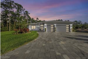 3261 15th Ave Sw, Naples