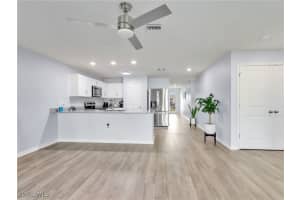 643 Tropicana Parkway, Cape Coral, FL 33909 - MLS#226005263