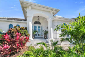 829 Bluebonnet Court, Marco Island, FL 34145 - MLS#226005275