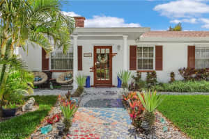 27553 Playa Del Rey Lane, Bonita Springs, FL 34135 - MLS#226005295