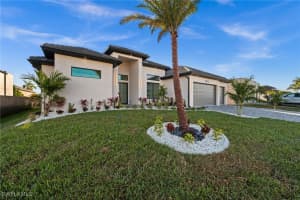 109 37th Place, Cape Coral, FL 33991 - MLS#226005309