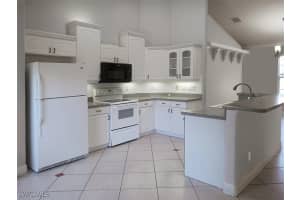 120 18th Avenue, Naples, FL 34120 - MLS#226005317