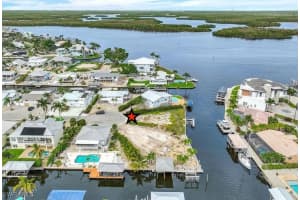 20 Avenida Carita, Fort Myers Beach, FL 33931 - MLS#226005325