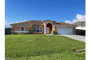 4209 30th Street, Lehigh Acres, FL 33976 - MLS#226005349