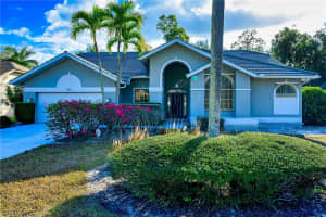 382 Henley Dr, Naples 382 Henley Dr, Naples