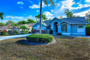 382 Henley Drive, Naples, FL 34104 - MLS#226005354