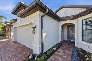 6844 Winding Cypress Drive, Naples, FL 34114 - MLS#226005365