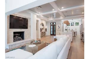 MLS# 226005371, Naples, Florida 34102