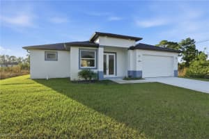 406 Genoa Avenue, Lehigh Acres, FL 33974 - MLS#226005379