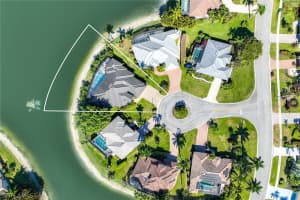 8985 Star Tulip Court, Naples, FL 34113 - MLS#226005401