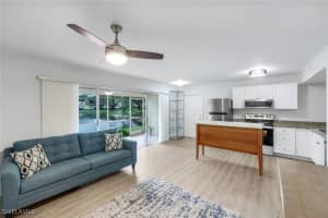 11 Bob O Link Court, Naples, FL 34105 - MLS#226005414