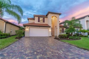1588 Vizcaya Ln, Naples
