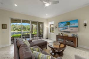 2621 ESTRELLA Court, Naples, FL 34109 - MLS#226005432