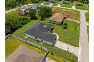 529 Kilgour Avenue, Lehigh Acres, FL 33974 - MLS#226005449