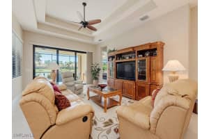 9292 Isla Bella Circle, Bonita Springs, FL 34135 - MLS#226005503