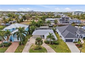 4833 Regal Drive, Bonita Springs, FL 34134 - MLS#226005507