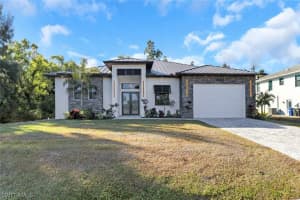 4111 Williams Rd, Estero
