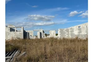 3853 68th Ave Ne, Naples