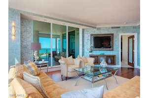 60 Seagate Drive, Naples, FL 34103 - MLS#226005540