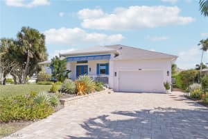 161 Tahiti Cir, Naples