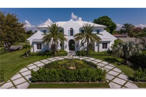 3770 Crayton Rd, Naples