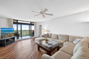 6075 Pelican Bay Boulevard, Naples, FL 34108 - MLS#226005610