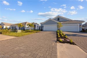 4580 Skysail Dr, Naples